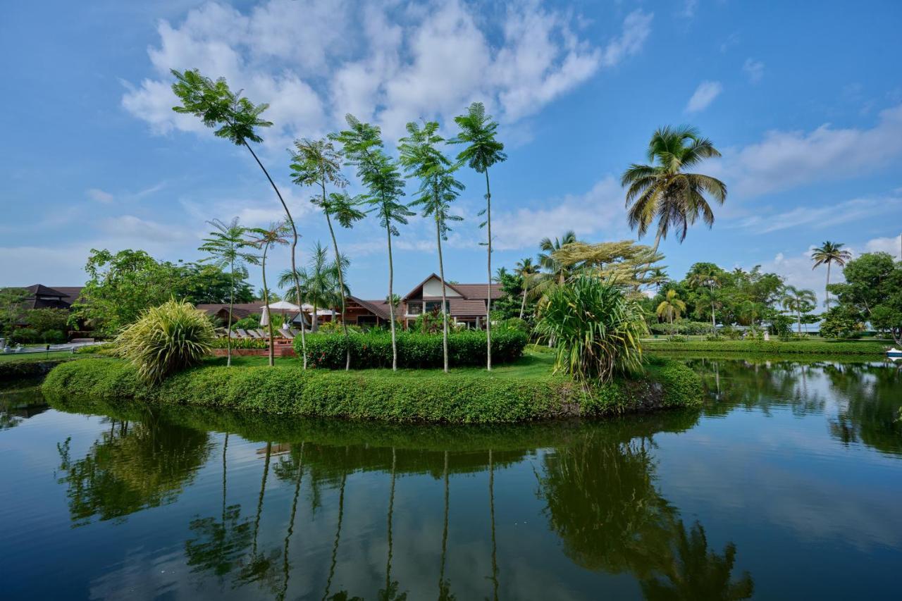 Gokulam Grand Resort & Spa, 库玛拉孔 外观 照片