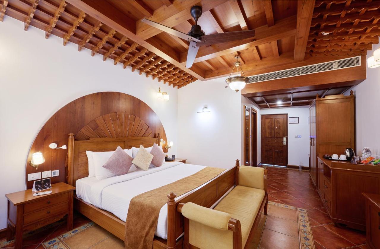 Gokulam Grand Resort & Spa, 库玛拉孔 外观 照片