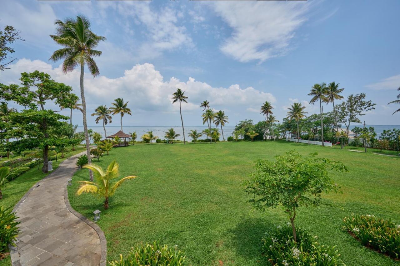 Gokulam Grand Resort & Spa, 库玛拉孔 外观 照片
