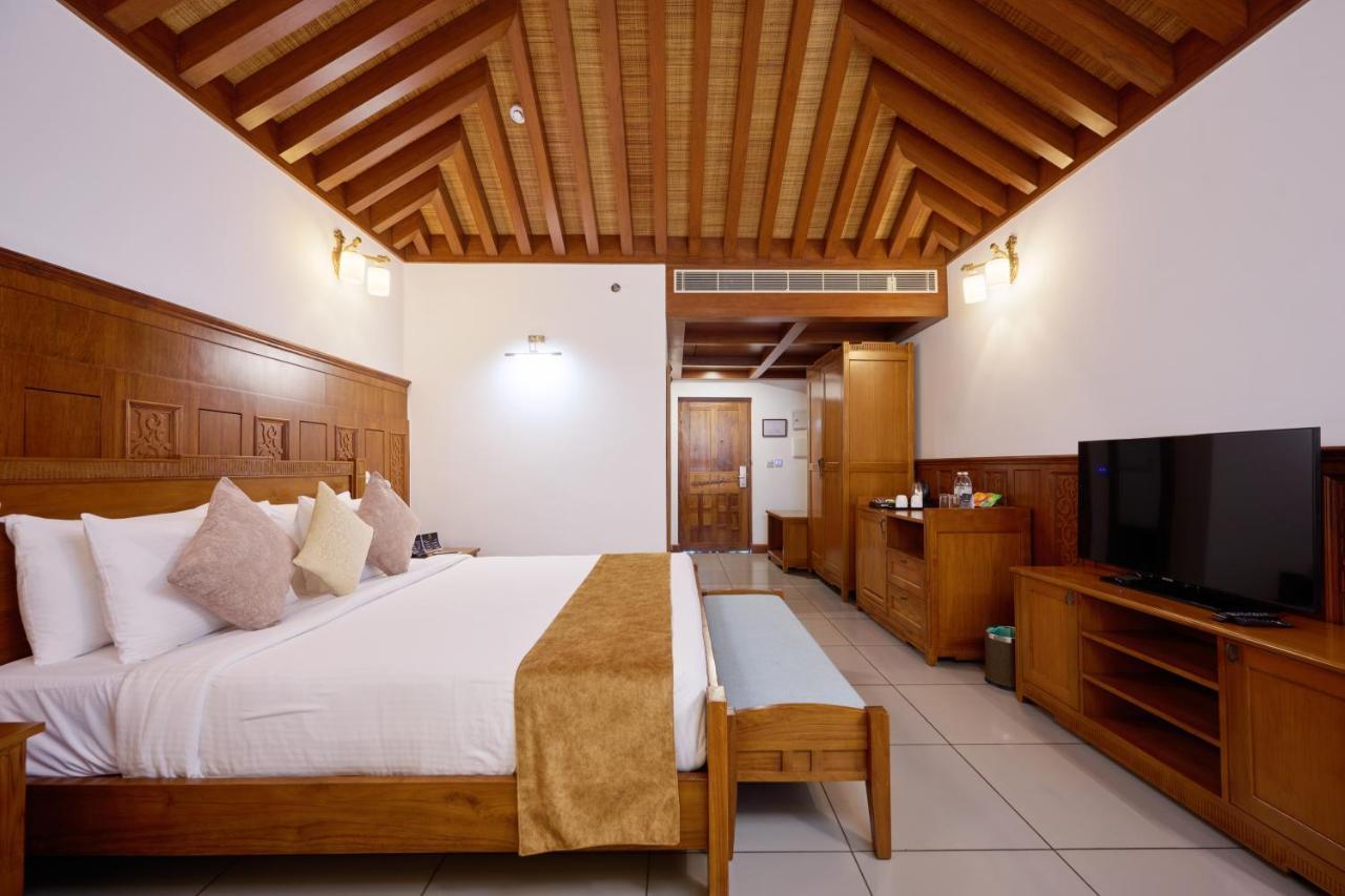 Gokulam Grand Resort & Spa, 库玛拉孔 外观 照片