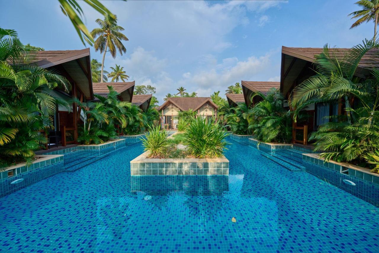 Gokulam Grand Resort & Spa, 库玛拉孔 外观 照片