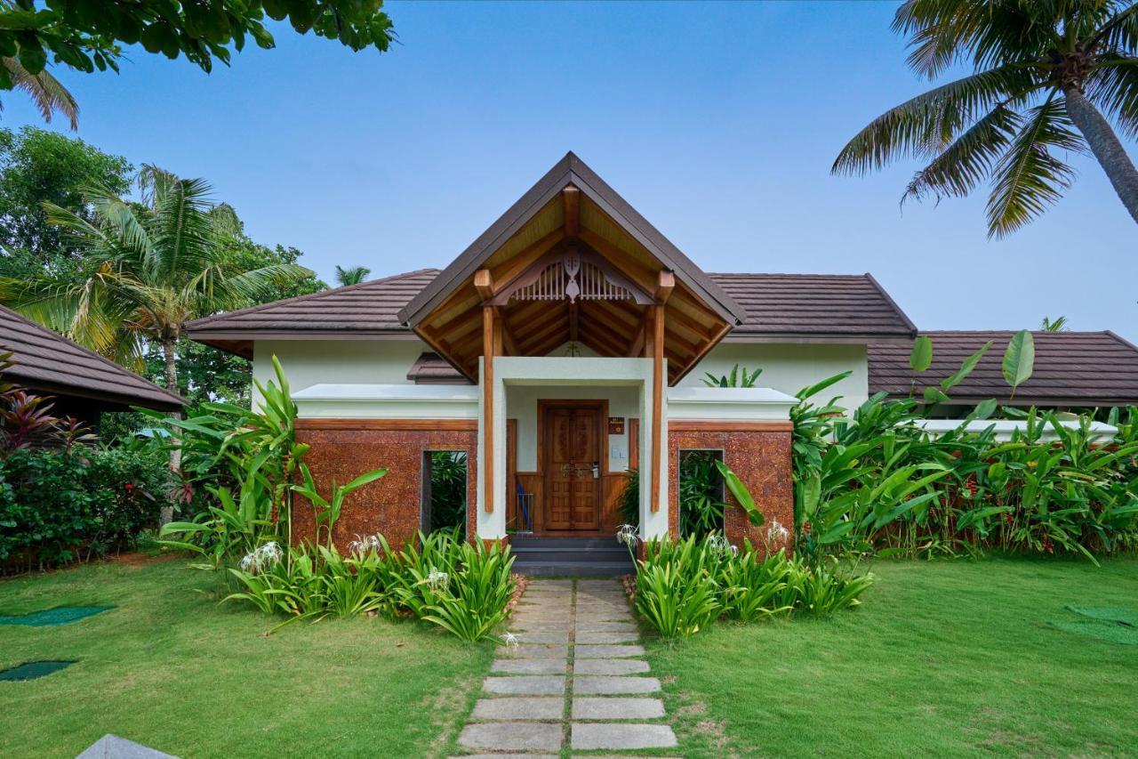 Gokulam Grand Resort & Spa, 库玛拉孔 外观 照片