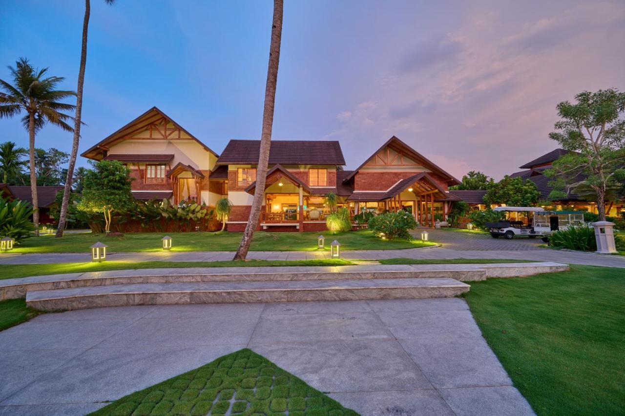 Gokulam Grand Resort & Spa, 库玛拉孔 外观 照片