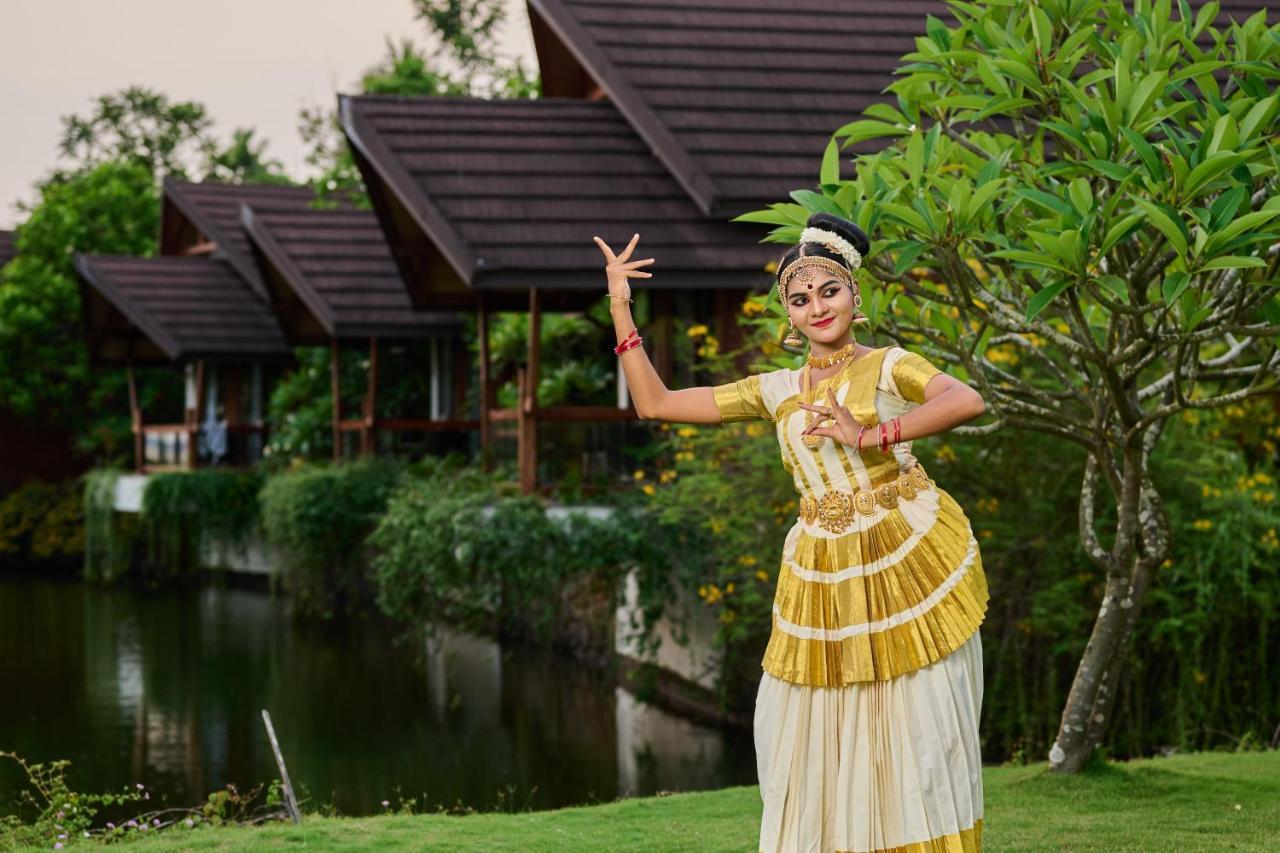 Gokulam Grand Resort & Spa, 库玛拉孔 外观 照片