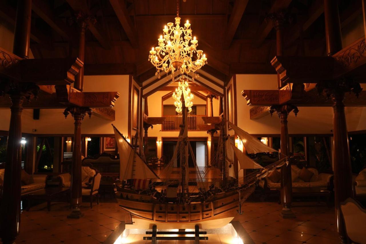 Gokulam Grand Resort & Spa, 库玛拉孔 外观 照片