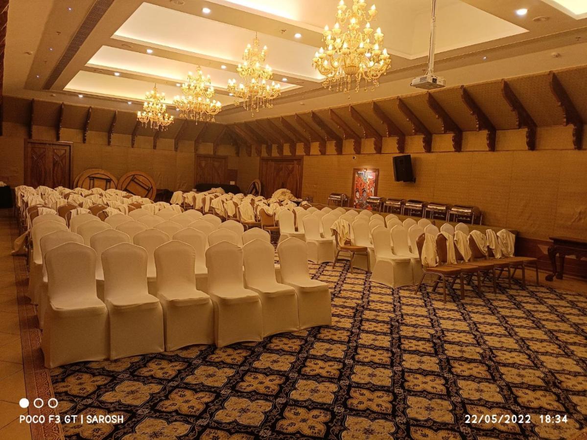 Gokulam Grand Resort & Spa, 库玛拉孔 外观 照片